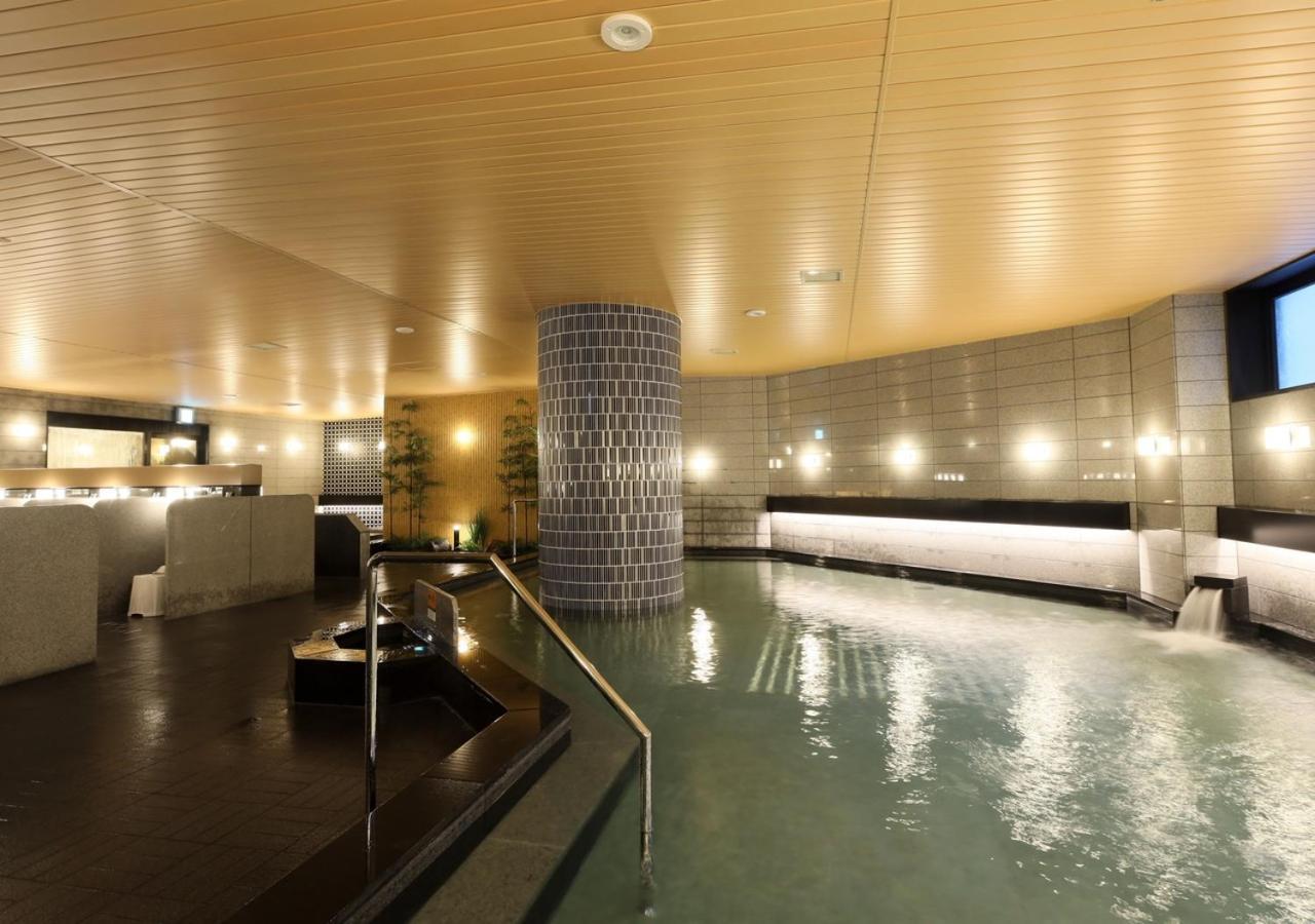 Apa Hotel & Resort Niigata Ekimae Odori Buitenkant foto